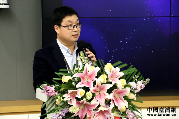 ����ͷ������Ѱ����Ŀ���� �ƶ���������������Ѱ��·