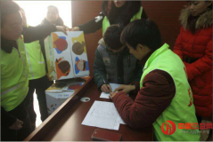 �����氮���ٹ󣺰��Ĵ���ʹ�ߣ����ж� ��д�˲о��˵ı�ɫ